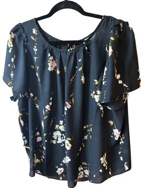 Lauren Conrad XL Black Floral Blouse | Flowy Boho Top | Short Sleeve Feminine